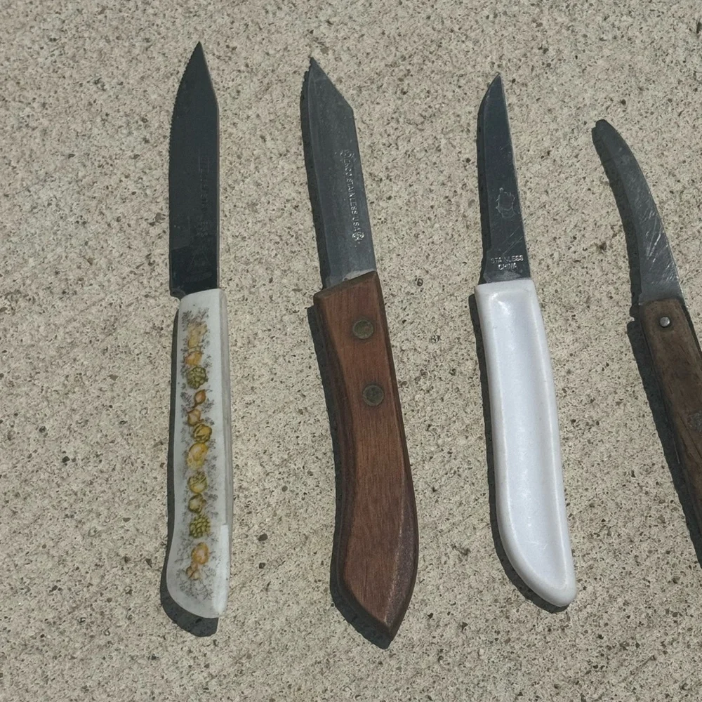Random lot of pairing knives set of 8